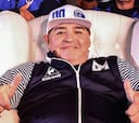 Maradona vuelve a La Bombonera, sin “trono” pero con reconocimiento