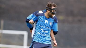 Carlos Ruiz durante el entrenamiento.