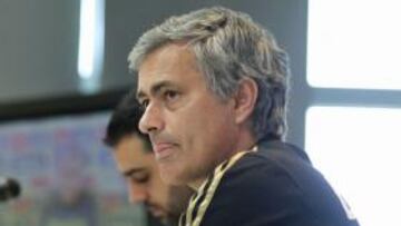 Mou: "No reservo a nadie; la Liga es una prioridad"