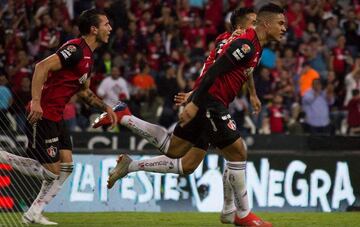 Con un fútbol vistoso, los Rojinegros derrotaron 3-1 al conjunto de Lobos BUAP y están teniendo un buen arranque de torneo con dos victorias, un empate y una derrota.