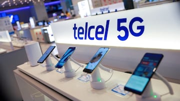 FILE PHOTO: The logo of mobile phone company Telcel is pictured at a Telcel store in Mexico City, Mexico May 7, 2025. REUTERS/Raquel Cunha/File Photo