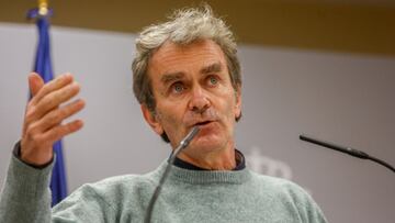 El director del Centro de Coordinación de Alertas y Emergencias Sanitarias (CCAES), Fernando Simón, ofrece una rueda de prensa para informar sobre la evolución de la pandemia de coronavirus, en el Ministerio de Sanidad, Madrid (España), a 10 de noviembre de 2020.
10 NOVIEMBRE 2020
EUROPA PRESS/R.Rubio.POOL
10/11/2020