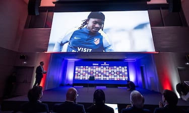 Lookman rechazó ofertas económicamente superiores para fichar por el Atlético, una decisión que el propio Enrique Cerezo quiso subrayar en su presentación.
