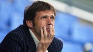 <b>NUEVO ENTRENADOR.</b> El ex delantero del equipo toma las riendas en la faceta técnica.