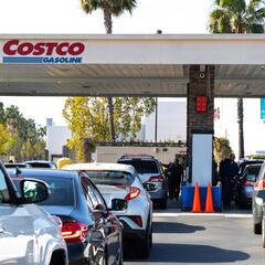 How much does Costco membership cost? Rewards, lower prices and member fees