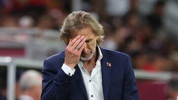 Peru's Argentine coach Ricardo Gareca reacts during the FIFA World Cup 2022 inter-confederation play-offs match between Australia and Peru on June 13, 2022, at the Ahmed bin Ali Stadium in the Qatari city of Ar-Rayyan. (Photo by KARIM JAAFAR / AFP) (Photo by KARIM JAAFAR/AFP via Getty Images)