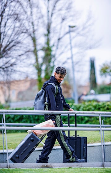 Lamine Yamal llegando a Las Rozas. 