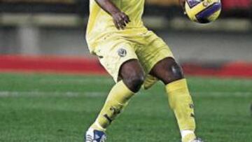 <b>DE VUELTA. </b>Senna disputó sus primeros minutos tras la Eurocopa.