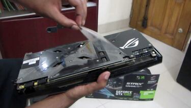 Compra una tarjeta gráfica nueva y al ir a reemplazarla descubre un detalle de la tarjeta anterior que pasó por alto durante 2 años