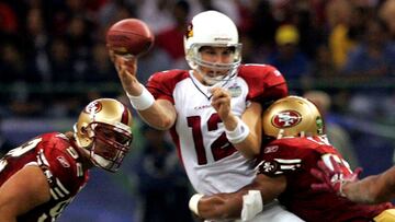 MEXSPORT DIGITAL IMAGE
02 October 2005: Action photo of Josh McCown of the Arizona Cardinals during the first official game of the NFL outside de United States. The game is held at the Estadio Azteca of Mexico City./Foto de accion de Josh McCown de los Cardenales de Arizona durante el primer juego oficial de temporada regular de la NFL fuera de los Estados Unidos. El juego se celebro en el Estadio Azteca de la ciudad de Mexico. MEXSPORT/RODRIGO ASCENCIO