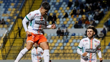 Figura del fútbol chileno insultó y empujó al árbitro en Copa Chile: esta fue su dura sanción