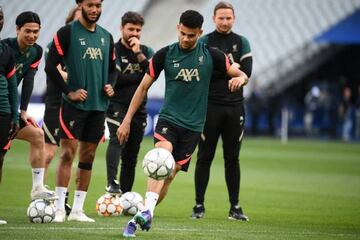 Liverpool entrenó este viernes en el Stade de France en la previa de la final que se jugará el sábado a partir de las 2 de la tarde. Luis Díaz fue protagonista con su alegría.