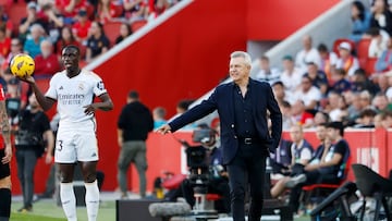 13/04/24 PARTIDO PRIMERA DIVISION 
MALLORCA  - REAL MADRID
JAVIER AGUIRRE