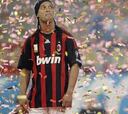 Ronaldinho dice en su presentación que en el Milán puede volver a ser feliz