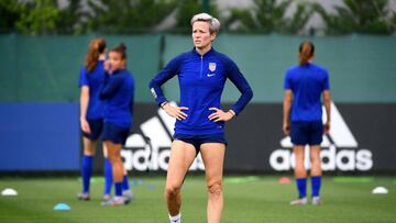 Megan Rapinoe sorprendi&oacute; al aparecer en la banca en las semifinales de la Copa Mundial Femenina, y dej&oacute; en duda si estar&aacute; en la final del Mundial, aunque es lo que desear&iacute;a.