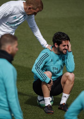 El susto de Isco protagoniza el entrenamiento del Madrid