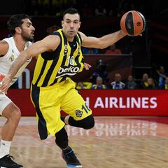 Kostas Sloukas, que sonó para el Madrid, fichará por el Olympiacos
