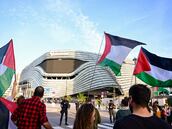 Las imágenes de la protestas pro-Palestina en el Roig Arena
