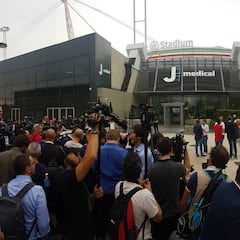 Más de 1.500 tifosi se agolpan para ver a Cristiano