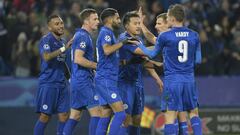 Los jugadores del Leicester celebran un gol.