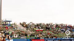 Afición del Racing en Butarque, estadio del Leganés.