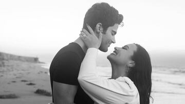 Demi Lovato anuncia que se ha comprometido con el actor Max Ehrich