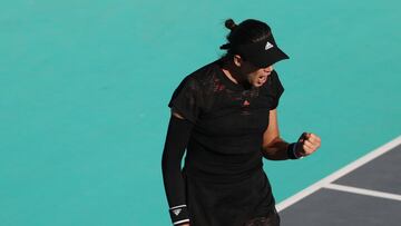 Muguruza celebra su segunda victoria en Abu Dabi.