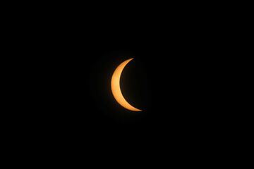 Vista del eclipse solar desde Mazatlán, México.