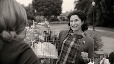 Bruja Escarlata y Visión: así era la escena final descartada que confirmaría ciertas teorías