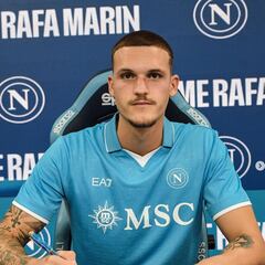 Rafa Marín: “¿Recompra? Solo pienso en el Nápoles, no pude hablar con Ancelotti...”