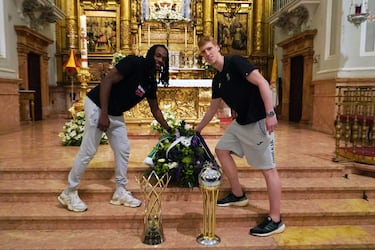 El Unicaja de Málaga celebra su segundo título de la BCL (Basketball Champions League) en La Parroquia, Basílica y Real Santuario de Santa María de la Victoria y de la Merced.