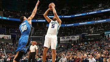 Los Hornets pasan por encima de los Magic sin dificultad alguna