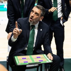 Ibon Navarro elogia al Bilbao Basket: “Está rindiendo a un nivel altísimo”