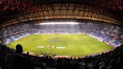 El estadio de Riazor cambiará su césped.