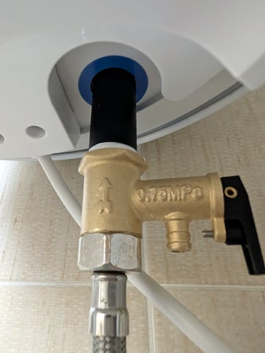 Si vas a instalar un termo eléctrico en tu hogar, no cometas este grave error: te puede salir muy caro