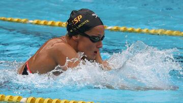Mireia entrenándose.