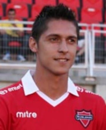 Es el primo de Vidal y en el Cacique no tuvo muchas chances. Hoy juega en la exótica liga de Laos.