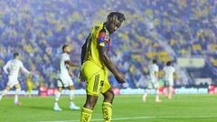 Saint-Maximin se mofa de Pumas