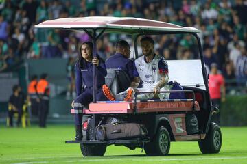 during the 17th round match between Leon and Monterrey as part of the Liga BBVA MX, Torneo Clausura 2025 at Nou Camp Leon Stadium, on April 20, 2025 in Leon, Guanajuato, Mexico.