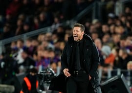 Simeone: “No sé cómo Raphinha no ganó el Balón de Oro”
