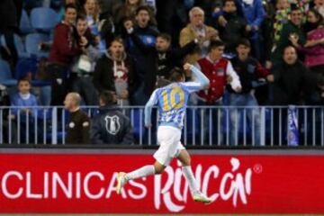 El delantero portugués del Málaga Ricardo Horta, celebra su gol, segundo del equipo, durante el encuentro de la ida de octavos de final de la Copa del Rey que Málaga y Levante disputan esta noche en el estadio de La Rosaleda. 