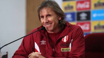 Tras llevar a Perú al Mundial, el argentino Ricardo Gareca fue considerado para tomar a la Selección Mexicana. Sin embargo, ‘El Tigre’ se mantiene con el equipo de la banda roja.