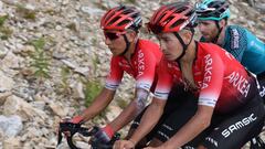 Nairo Quintana junto a su hermano Dayer en el Tour de Francia