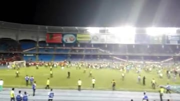 Disturbios al final del Clásico entre barras del Cali y América