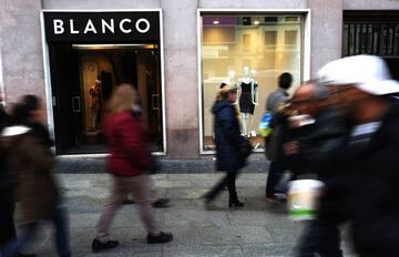 Tienda Blanco en la Gran V&iacute;a de Madrid