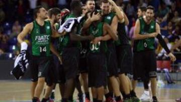El Joventut celebra la victoria en el Palau de la primera vuelta.