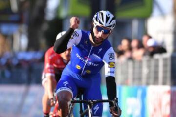 Fernando Gaviria demuestra su categoría como sprinter en la Tirreno Adriático