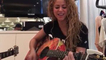 Shakira canta al amor con mensaje claro a Piqu&eacute; en mitad de su supuesta crisis de pareja.