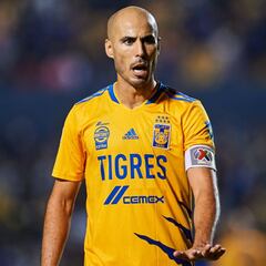 Reyes descartado y Pizarro en duda ante Santos