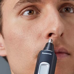 “Ni tirones, ni cortes”: así es el cortapelos de nariz Panasonic con 29.000 valoraciones